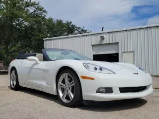Chevrolet Corvette 2010 2dr Convertible con 3LT