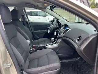 Chevrolet Cruze Limited 2016 1LT Auto 4dr Sedan w/1SD