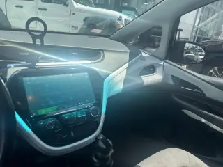 Chevrolet Bolt EV 2020 LT 4p Hatchback