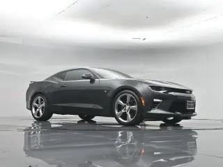 Chevrolet Camaro 2018 SS 2dr Coupe w/1SS