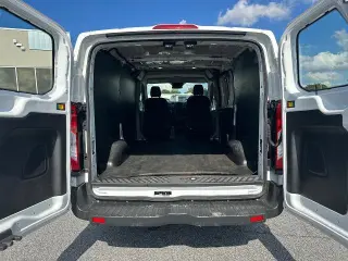 Ford Transit 2017 250 3dr SWB Low Roof Cargo Van w/60/40 Passenger Side Doors