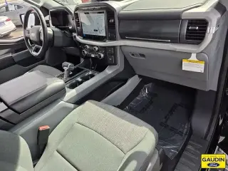 Ford F-150 Lightning 2023 AWD XLT 4p SuperCrew 5.5 ft. CB