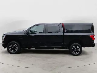 Ford F-150 Lightning 2022 AWD Pro 4dr SuperCrew 5.5 ft. SB