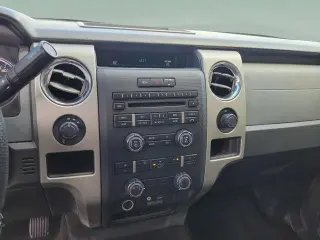 Ford F-150 2011 4x4 XLT 2p Cabina Regular Estilo Lateral 6.5 pies TB