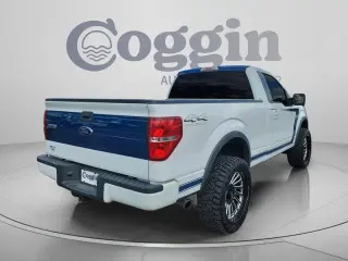 Ford F-150 2011 4x4 XLT 2p Cabina Regular Estilo Lateral 6.5 pies TB