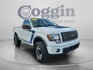 Ford F-150 2011 4x4 XLT 2p Cabina Regular Estilo Lateral 6.5 pies TB