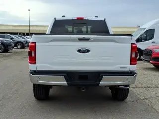 Ford F-150 2021 4x4 XLT 4dr SuperCab 6.5 ft. SB