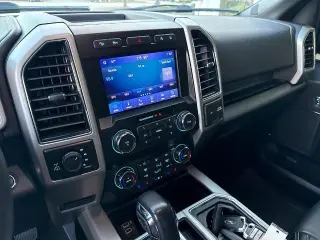Ford F-150 2020 4x4 Lariat 4dr SuperCab 6.5 ft. SB