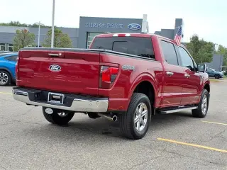 Ford F-150 2024 4x4 XLT 4p SuperCrew 5.5 ft. CB