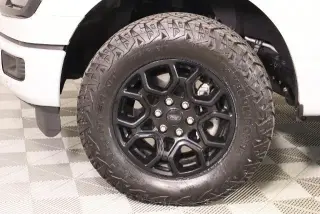Ford F-150 2024 4x4 XLT 4dr SuperCrew 5.5 ft. SB