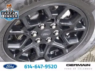 Ford F-150 2024 4x4 XLT 4p SuperCrew 6.5 ft. SB Metálica Icono Plata 4WD 10-Velocidades Automático 3.5L PowerBoost Full-Hybrid V6. 400W Tomadas en Cabaña y Maletero, Control de Crujía Adaptativo con Detención y Relanzamiento, Grupo de Equipamiento 302A Me