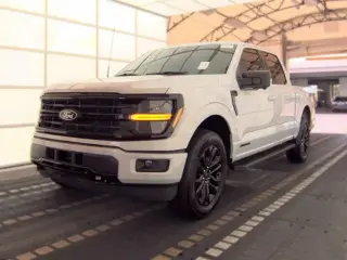Ford F-150 2025 4x4 XLT 4p SuperCrew 6.5 ft. SB