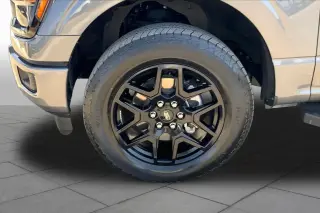 Ford F-150 2025 4x4 STX 4dr SuperCrew 5.5 ft. SB