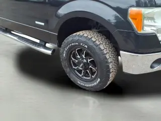 Ford F-150 2011 4x4 XLT 4dr SuperCrew Styleside 5.5 ft. SB
