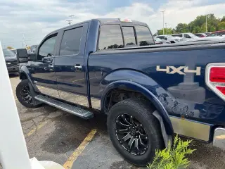 Ford F-150 2013 4x4 Lariat 4p SuperCrew Estilo lateral 5.5 ft. SB