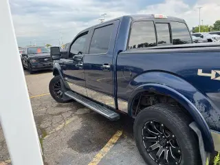 Ford F-150 2013 4x4 Lariat 4p SuperCrew Estilo lateral 5.5 ft. SB