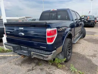 Ford F-150 2013 4x4 Lariat 4p SuperCrew Estilo lateral 5.5 ft. SB