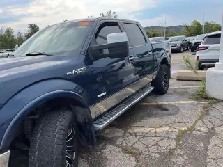 Ford F-150 2013 4x4 Lariat 4p SuperCrew Estilo lateral 5.5 ft. SB