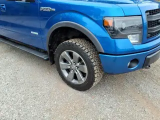 Ford F-150 2013 4x4 FX4 4dr SuperCrew Estilo lateral 5.5 ft. SB