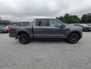 Ford F-150 2023 4x4 Lariat 4p SuperCrew 5.5 ft. SB
