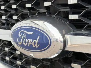 Ford F-150 2021 4x4 Platinum 4p SuperCrew 6.5 ft. CB