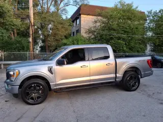 Ford F-150 2022 4x4 XLT 4dr SuperCrew 5.5 ft. SB
