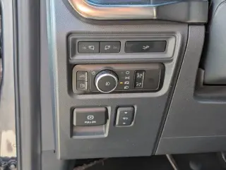 Ford F-150 2023 4x4 Lariat 4p SuperCab 6.5 ft. SB