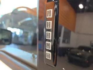 Ford F-150 2021 4x4 Lariat 4dr SuperCrew 5.5 ft. SB