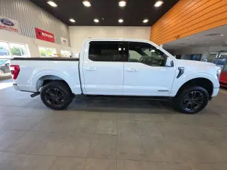 Ford F-150 2021 4x4 Lariat 4dr SuperCrew 5.5 ft. SB