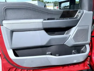 Ford F-150 2023 4x4 Lariat 4dr SuperCrew 6.5 ft. SB