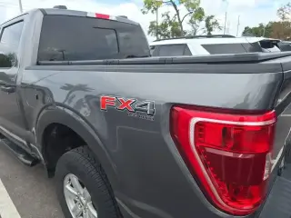 Ford F-150 2023 4x4 XLT 4p SuperCrew 5.5 ft. SB