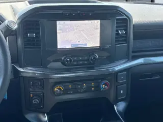 Ford F-150 2023 4x4 XL 4dr SuperCrew 5.5 ft. SB