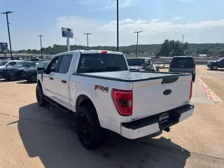 Ford F-150 2022 4x4 XL 4p SuperCrew 6.5 ft. SB