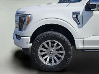 Ford F-150 2023 4x4 Platinum 4 puertas SuperCrew 6.5 pies SB