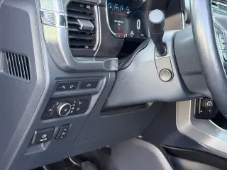 Ford F-150 2022 4x4 Lariat 4p SuperCrew 6.5 ft. SB