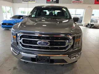 Ford F-150 2022 4x4 XLT 4p SuperCrew 5.5 ft. CB