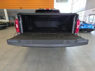 Ford F-150 2022 4x4 XLT 4p SuperCrew 5.5 ft. CB