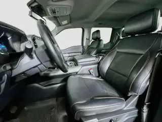 Ford F-150 2023 4x4 Platinum 4 puertas SuperCrew con caja de carga de 5,5 pies, carrocería corta