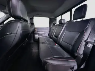 Ford F-150 2023 4x4 Platinum 4 puertas SuperCrew con caja de carga de 5,5 pies, carrocería corta