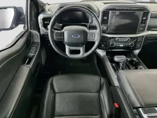 Ford F-150 2023 4x4 Platinum 4 puertas SuperCrew con caja de carga de 5,5 pies, carrocería corta