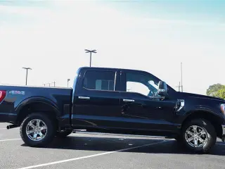 Ford F-150 2021 4x4 XLT 4 puertas SuperCrew cama de 1,68 metros