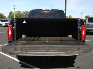 Ford F-150 2021 4x4 XLT 4 puertas SuperCrew cama de 1,68 metros