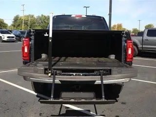 Ford F-150 2021 4x4 XLT 4 puertas SuperCrew cama de 1,68 metros