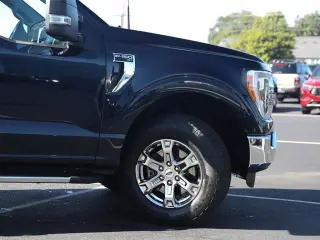 Ford F-150 2021 4x4 XLT 4 puertas SuperCrew cama de 1,68 metros