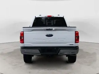 Ford F-150 2023 4x4 XLT 4p SuperCrew 5.5 ft. CB