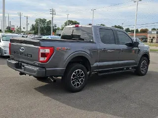Ford F-150 2022 4x4 Lariat 4dr SuperCrew 5.5 ft. SB