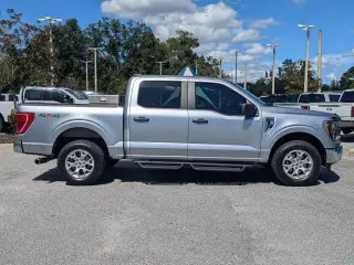 Ford F-150 2023 4x4 XLT 4dr SuperCrew 5.5 ft. SB