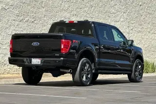Ford F-150 2023 4x4 XLT 4dr SuperCrew 5.5 ft. SB