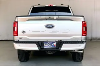 Ford F-150 2022 4x4 XLT 4p SuperCrew 5.5 ft. CB