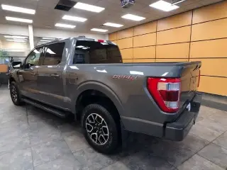 Ford F-150 2022 4x4 Lariat 4p SuperCrew 5.5 ft. SB